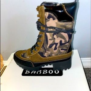 Heel Boot